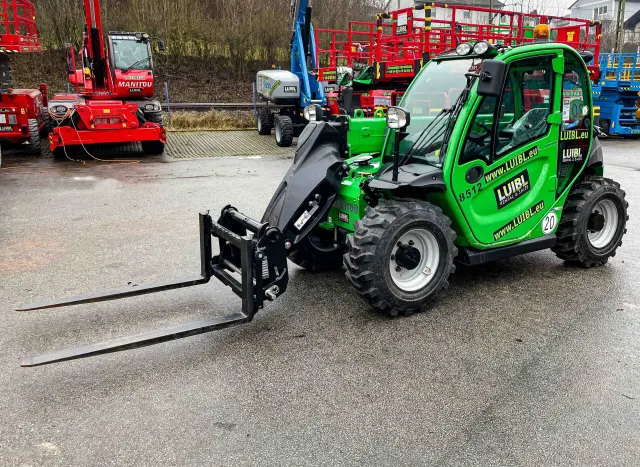 Bild 1 einer Mietmaschine vom Typ TSS-2004 | Manitou MT 420