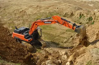 Vorschaubild 1 einer Mietmaschine vom Typ 30tunové pásové rypadlo | Doosan DX-300LC-5