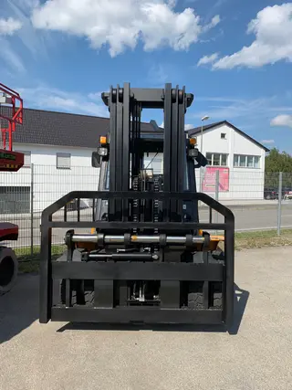 Vorschaubild 4 einer Mietmaschine vom Typ 5-tonne Diesel Forklift | Maximal FD50T 4800 mm