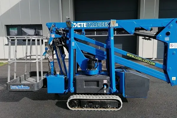 Bild 2 einer Mietmaschine vom Typ KGTB-130 | CTE TRACCESS 135
