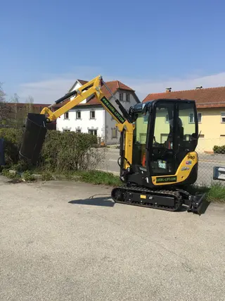 Obrázek stroje k pronájmu typu Minirýpadlo o nosnosti 1,8 tuny | Yanmar SV18