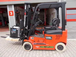 Obrázek stroje k pronájmu typu Dvoutunový elektrický čtyřkolový vůz | EP CPD20L1-Li 4700 mm