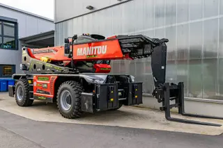 Vorschaubild 2 einer Mietmaschine vom Typ Teleskopický vysokozdvižný vozík TSR-7035 ES | Manitou MRT 3570 ES