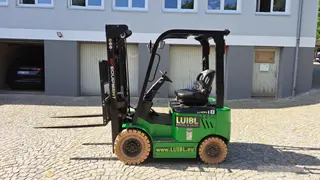 Obrázek stroje k pronájmu typu Elektrická čtyřkolka o hmotnosti 1,8 tuny | EP EFL181 4800 mm