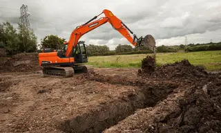 Vorschaubild 1 einer Mietmaschine vom Typ 14tunové pásové rypadlo | Doosan DX-140LC-5